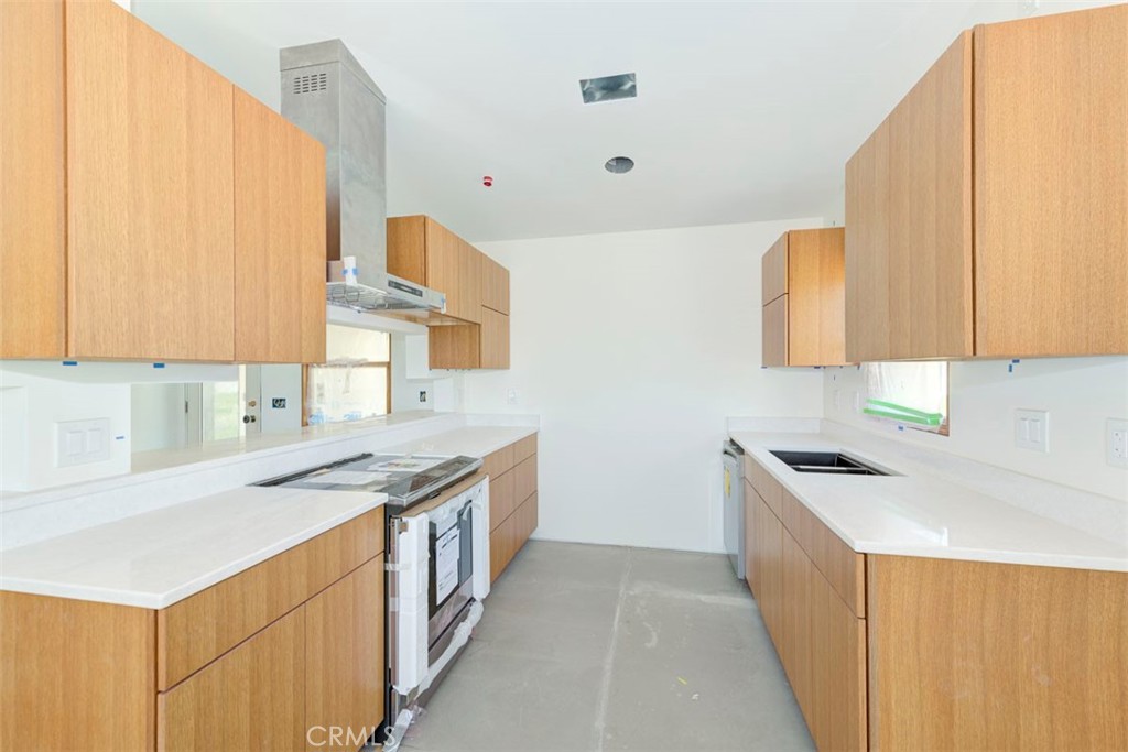 16592 Artesian Hills Ct