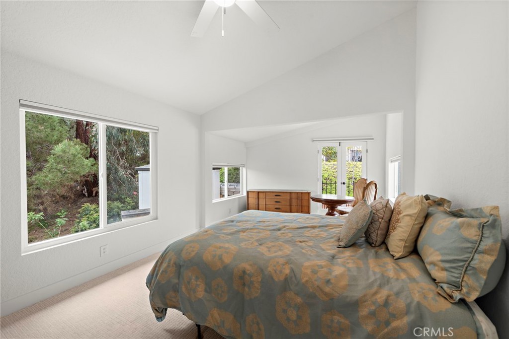 3105 Calle Quieto