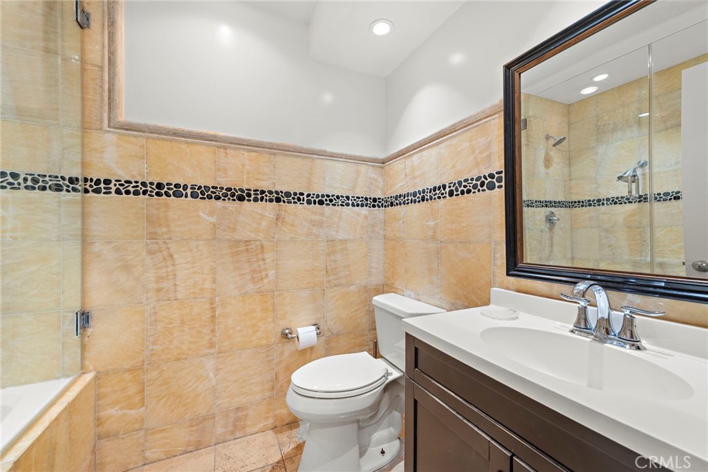 3105 Calle Quieto