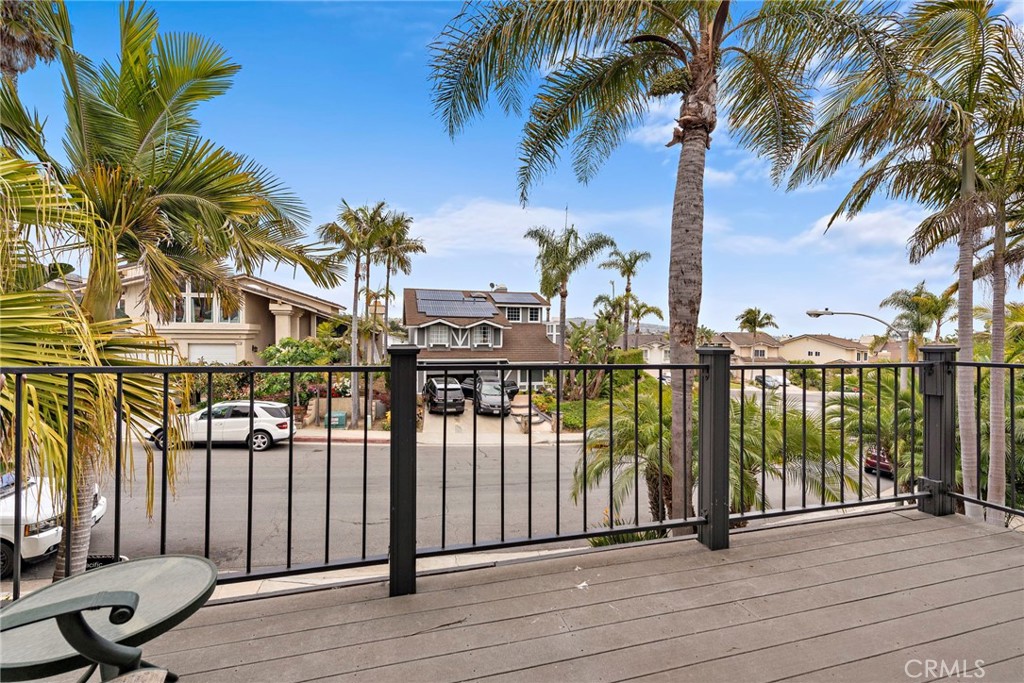 3105 Calle Quieto