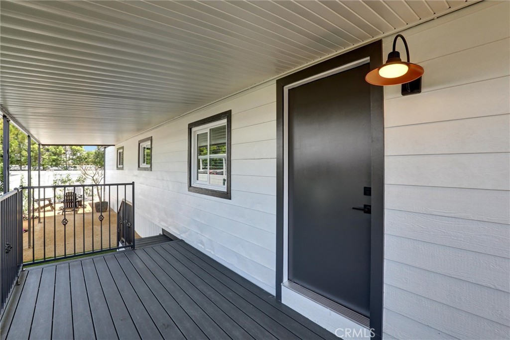 32742 Alipaz Street 23