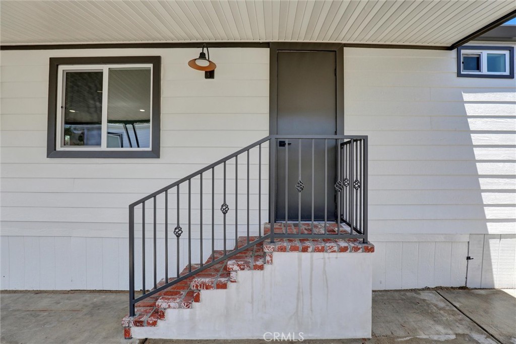 32742 Alipaz Street 23