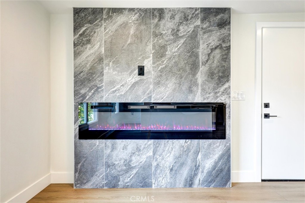 32742 Alipaz Street 23