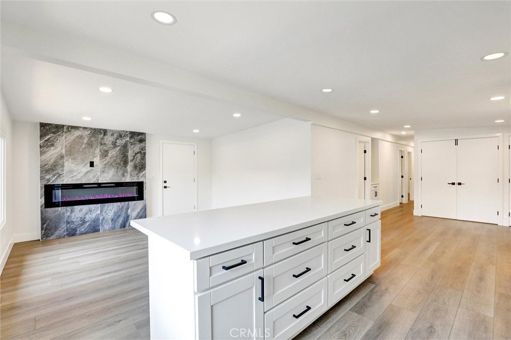 32742 Alipaz Street 23