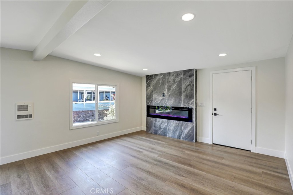 32742 Alipaz Street 23