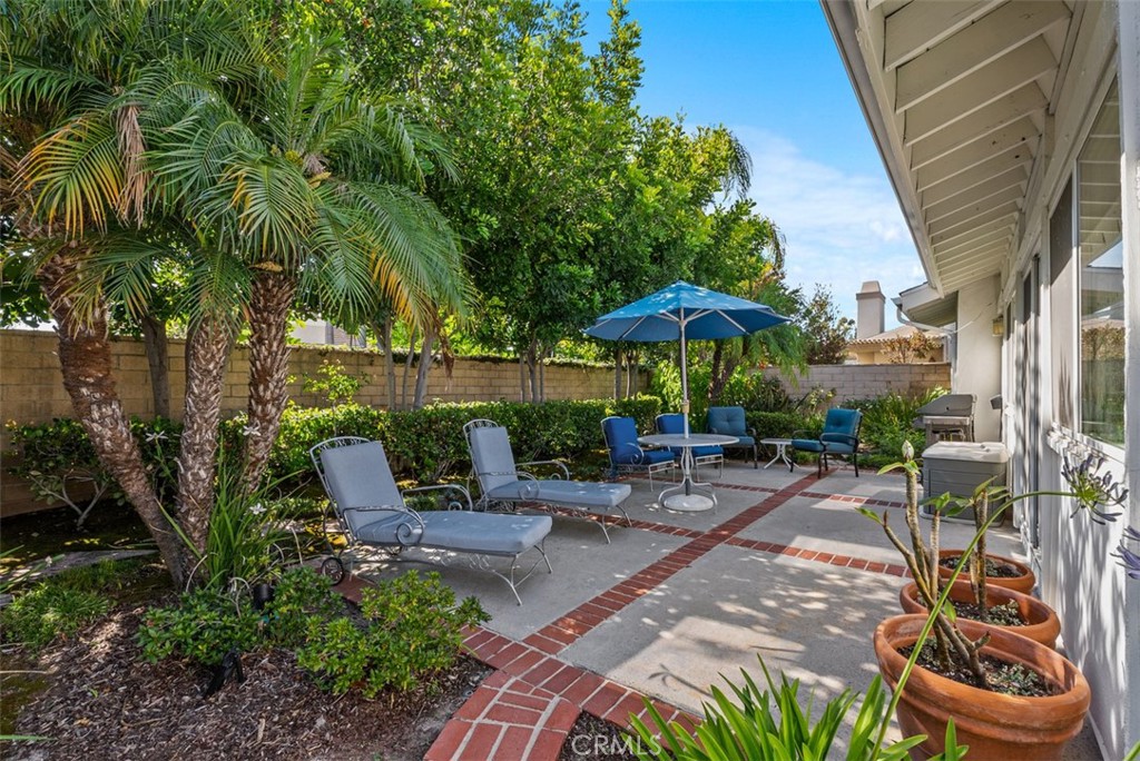 21791 Meadowview Lane