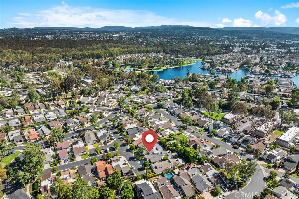 21791 Meadowview Lane