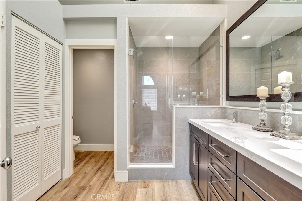 25072 Leucadia Street E