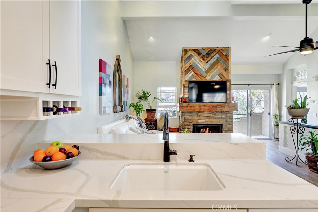 25072 Leucadia Street E