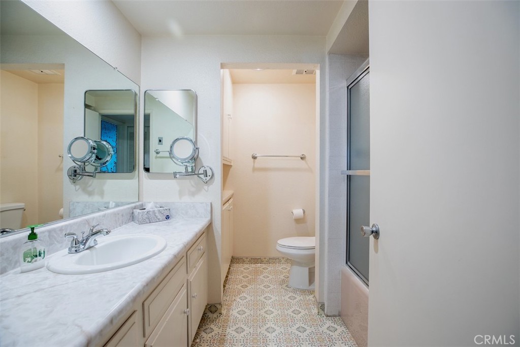 2184 #D Via Mariposa E. D