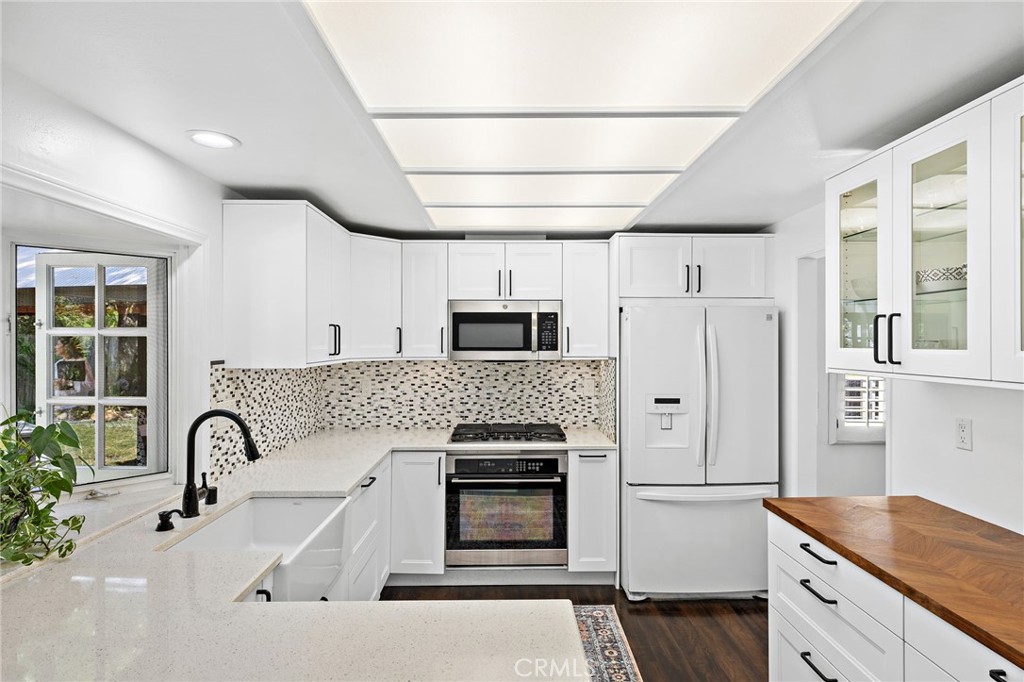 24802 La Plata Drive