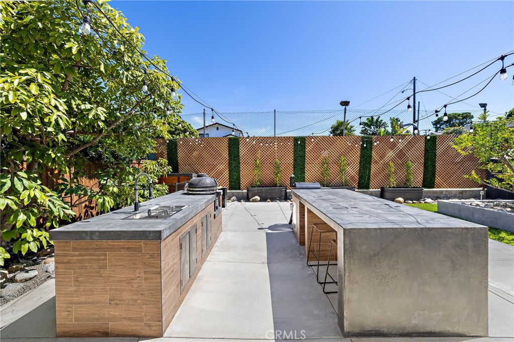 25392 Neptune Drive
