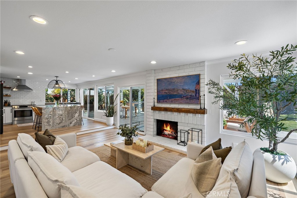 25392 Neptune Drive