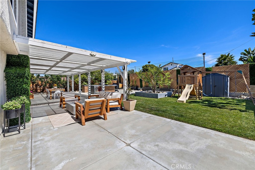 25392 Neptune Drive