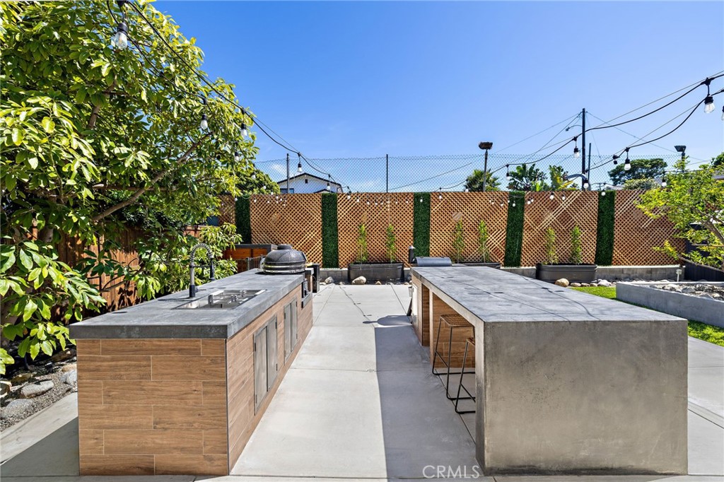 25392 Neptune Drive