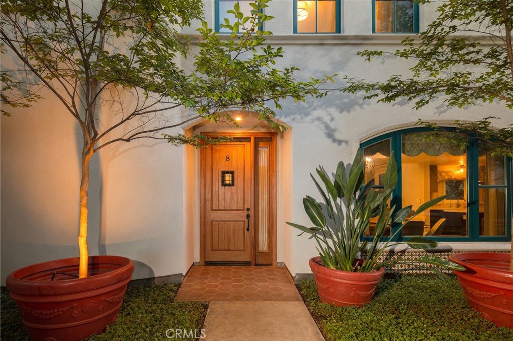 188 S Sierra Madre Boulevard 8