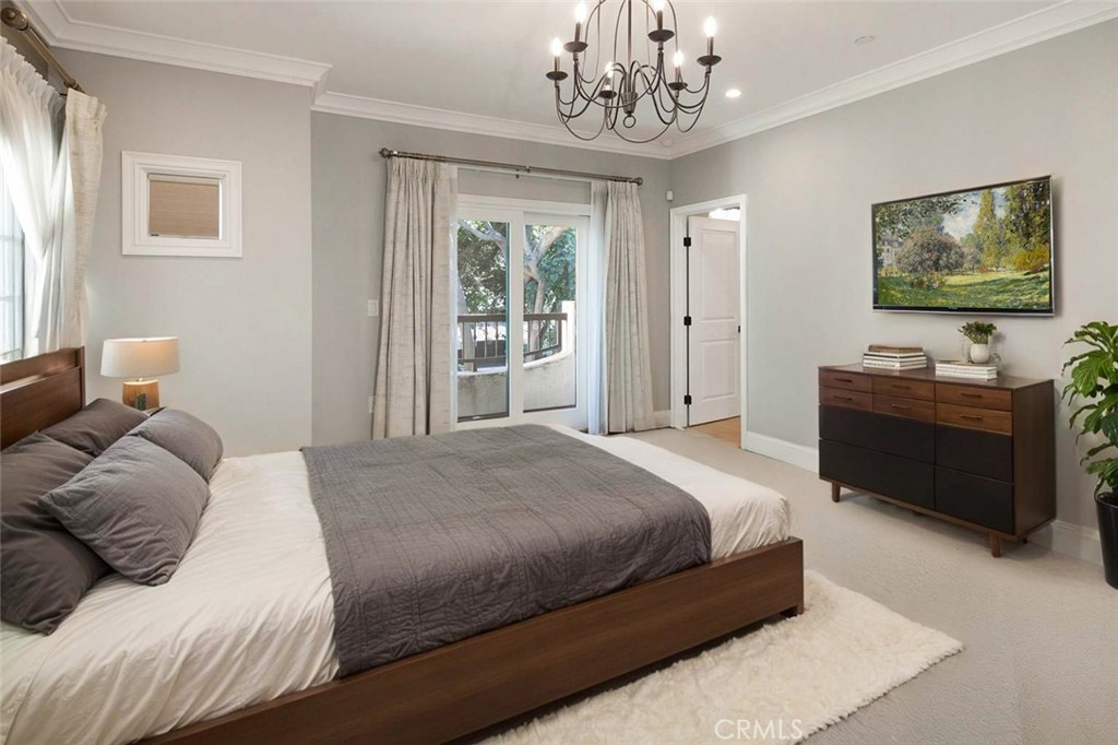 188 S Sierra Madre Boulevard 8