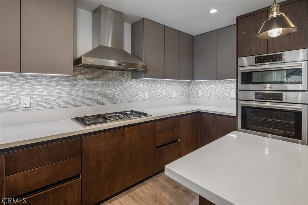 188 S Sierra Madre Boulevard 8