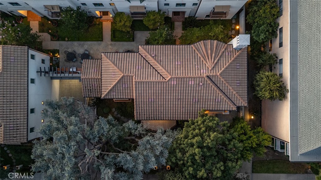 188 S Sierra Madre Boulevard 8