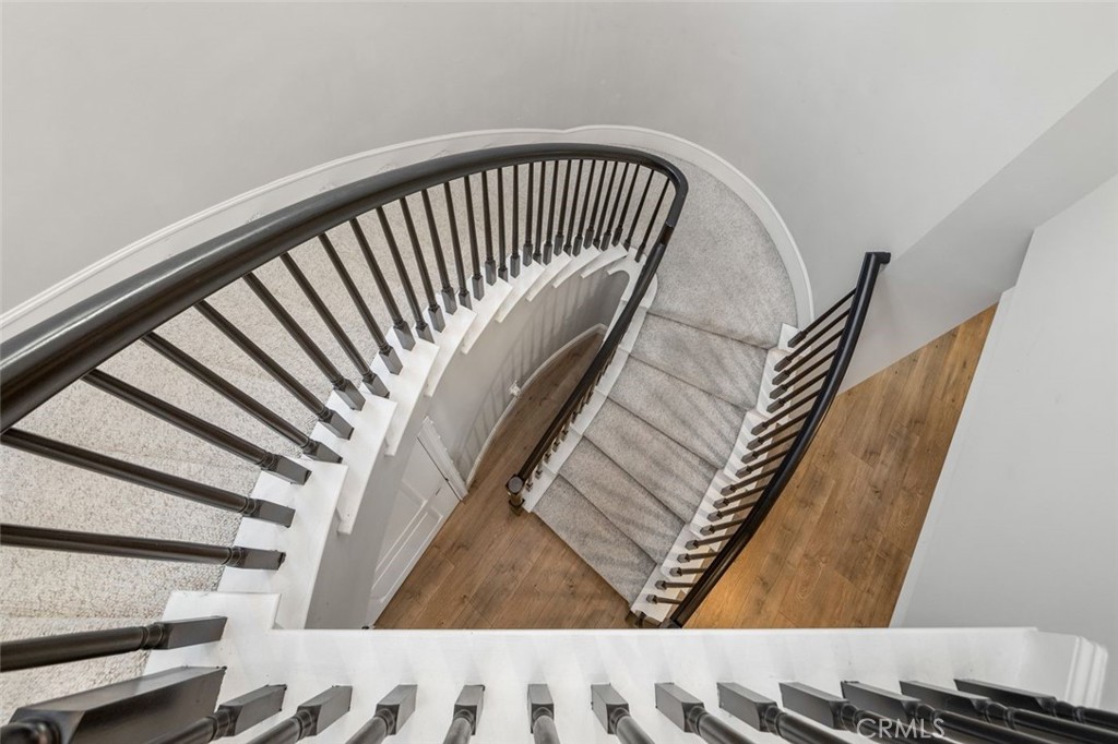 188 S Sierra Madre Boulevard 8