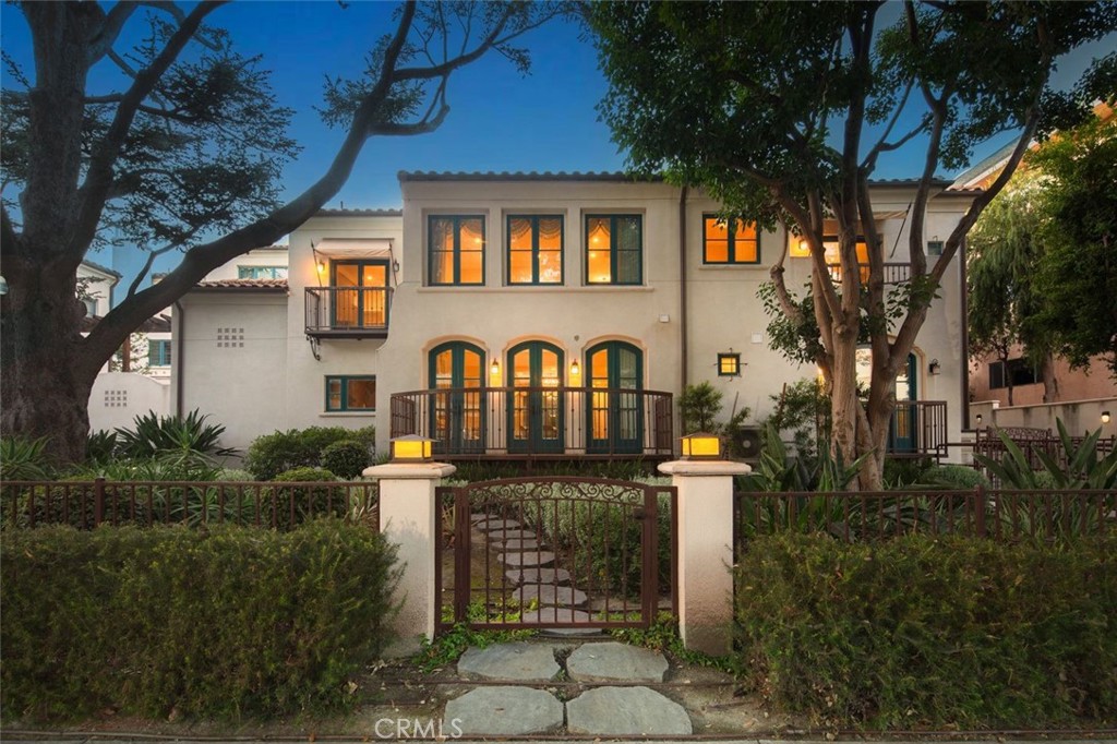 188 S Sierra Madre Boulevard 8