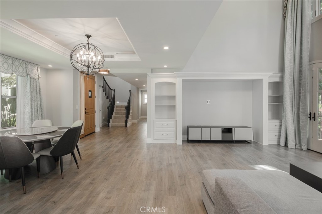 188 S Sierra Madre Boulevard 8