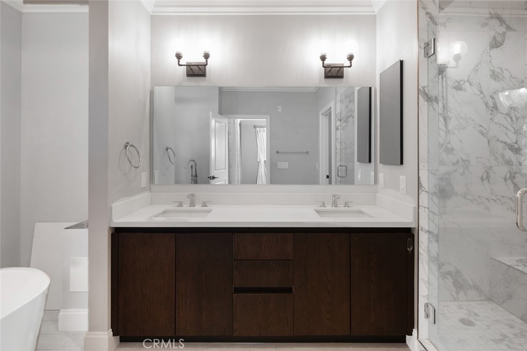 188 S Sierra Madre Boulevard 8