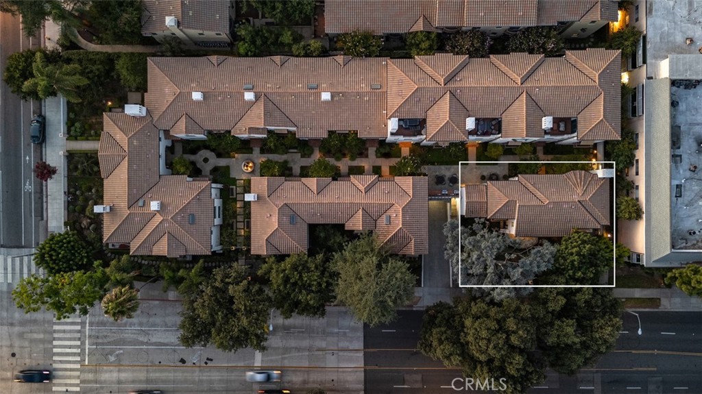 188 S Sierra Madre Boulevard 8