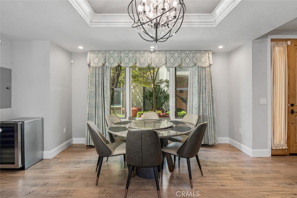 188 S Sierra Madre Boulevard 8