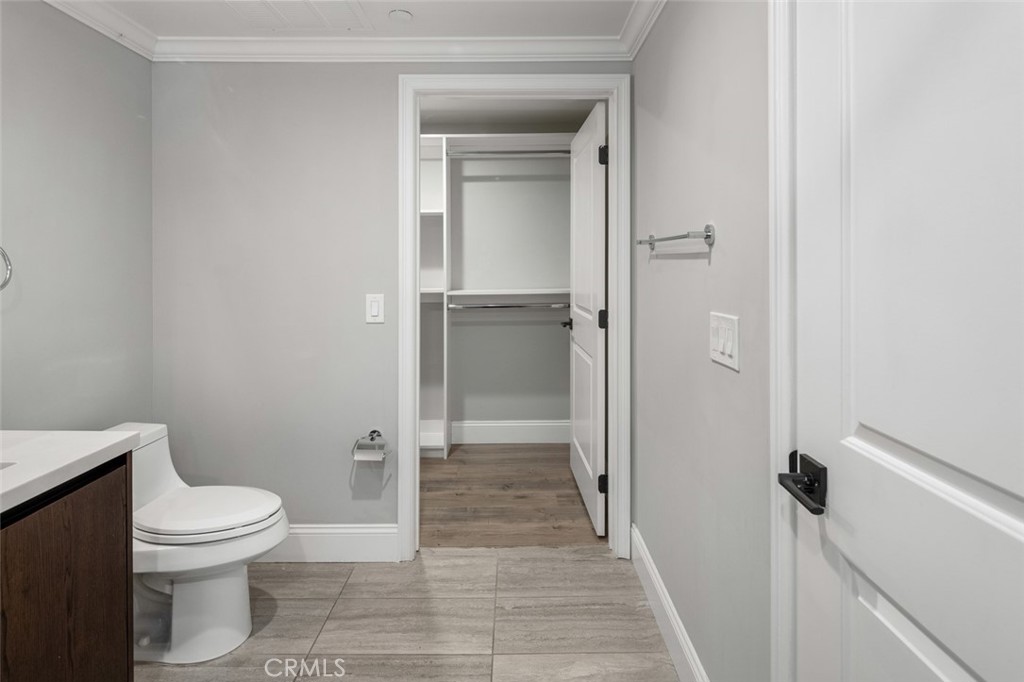 188 S Sierra Madre Boulevard 8