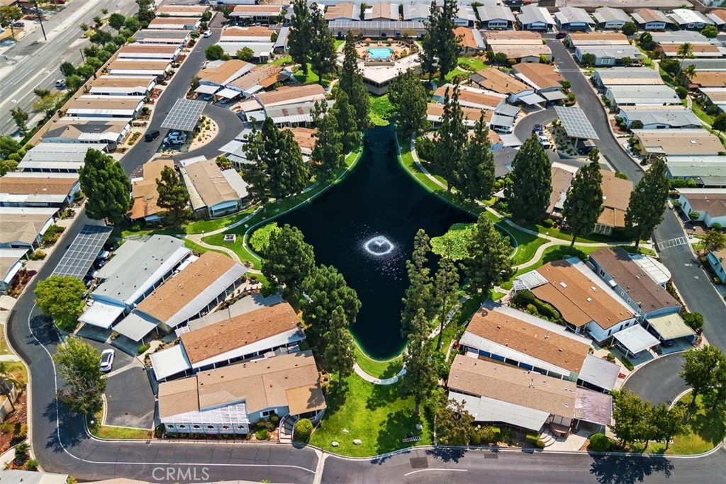 14000 Lake View Dr