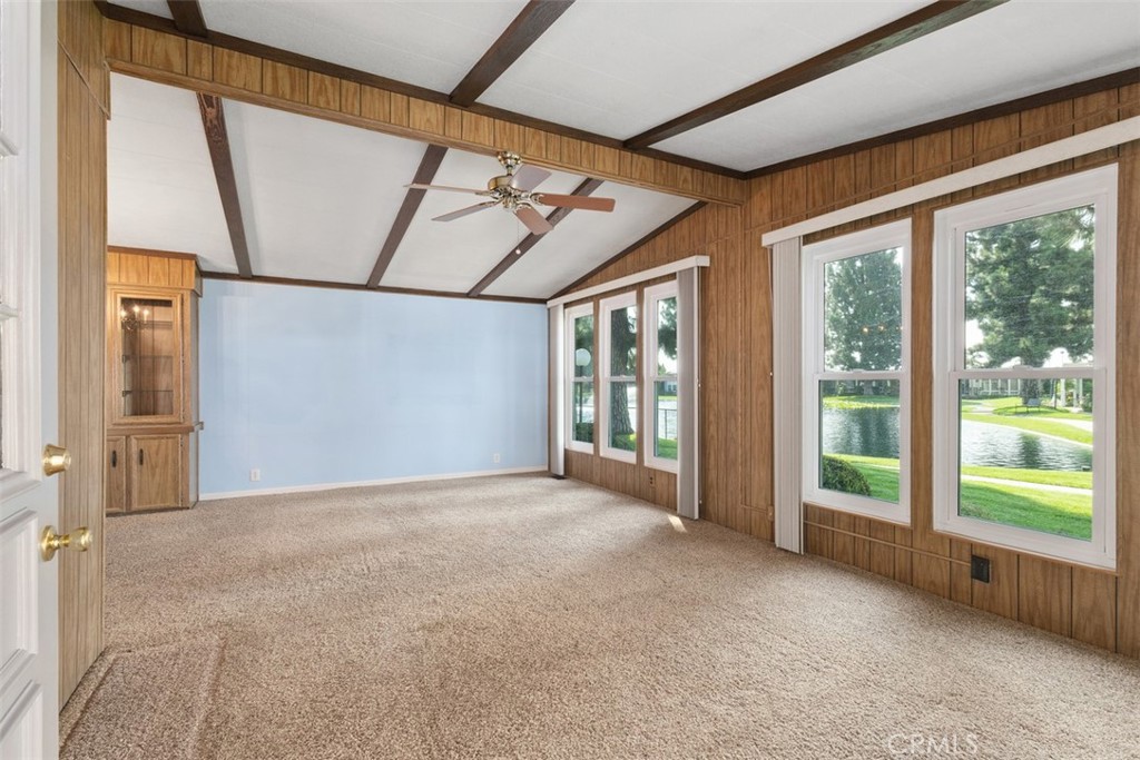 14000 Lake View Dr
