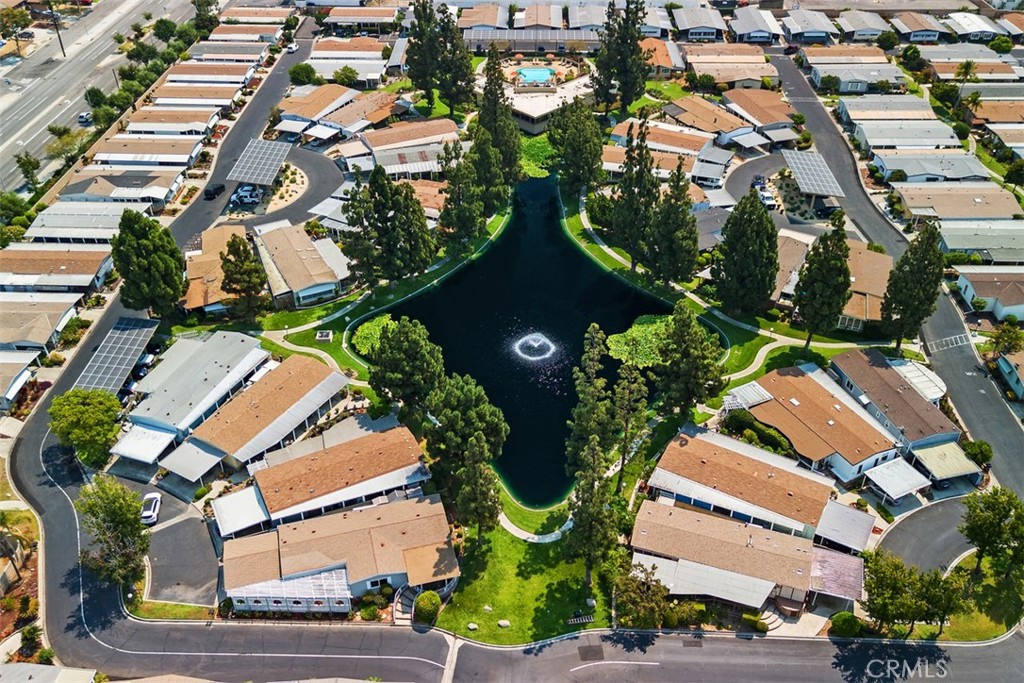 14000 Lake View Dr