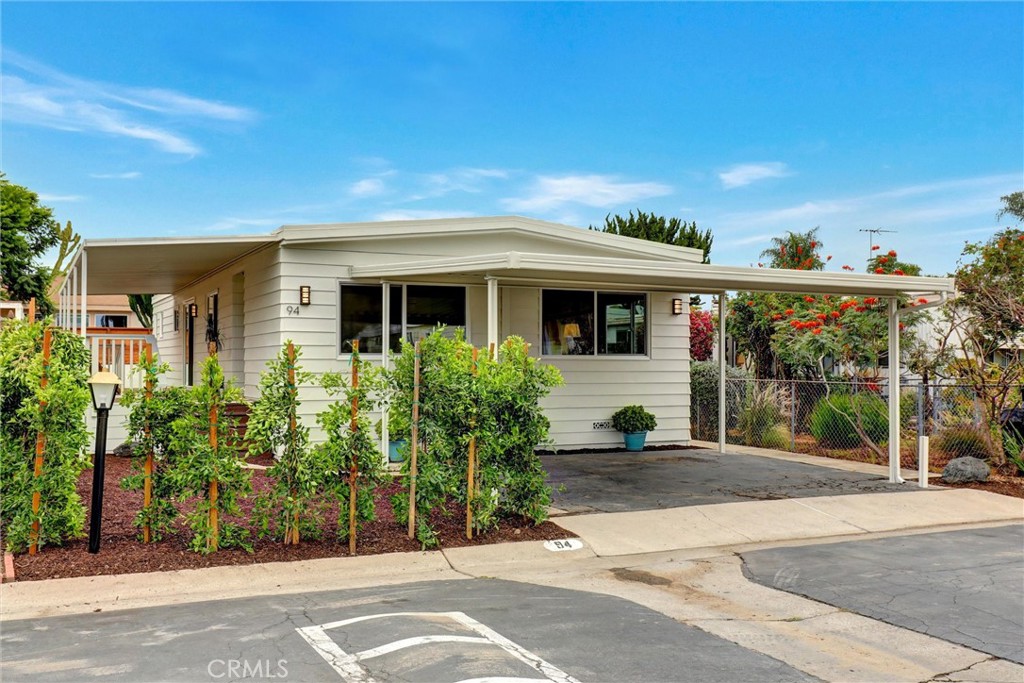 32742 Alipaz Street 94