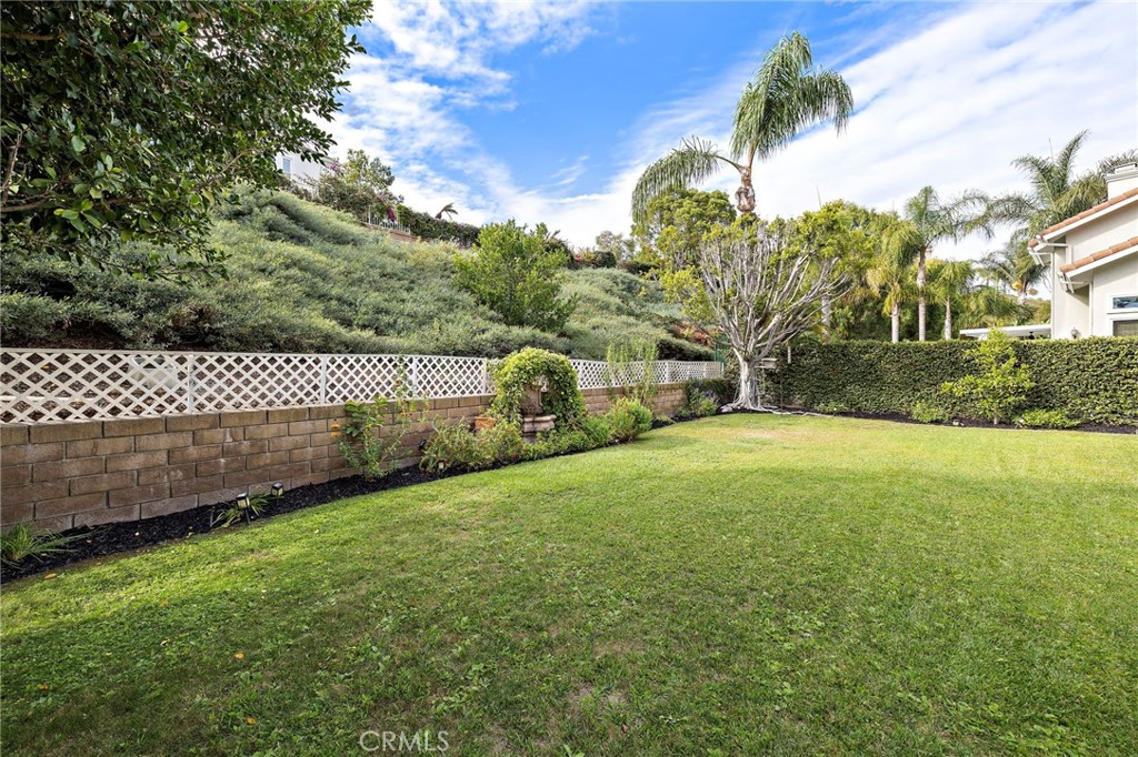 27041 Ironwood Drive