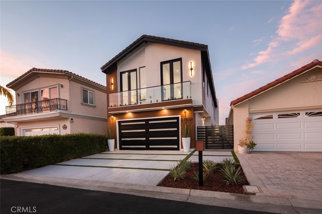21907 Erie Lane