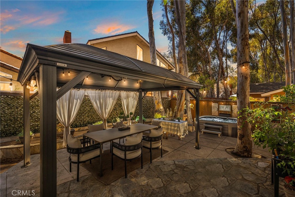 22556 Charwood Circle