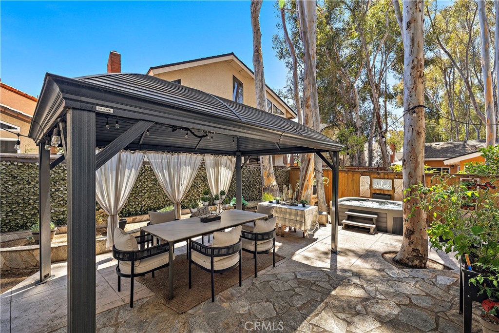 22556 Charwood Circle