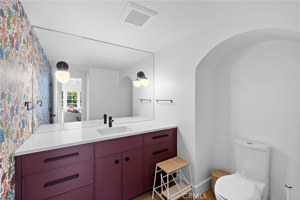 3007 Harbor View Drive