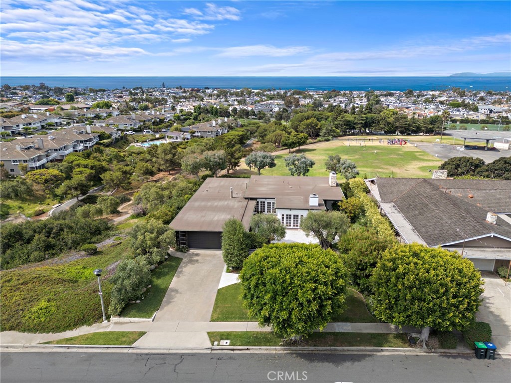 3007 Harbor View Drive