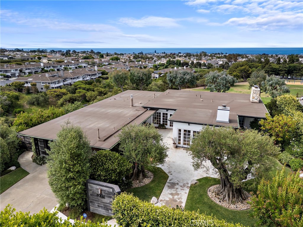 3007 Harbor View Drive