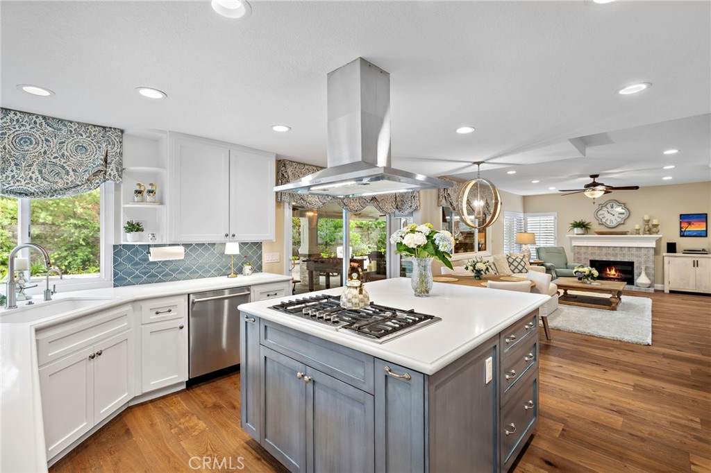 22202 Crystal Pond