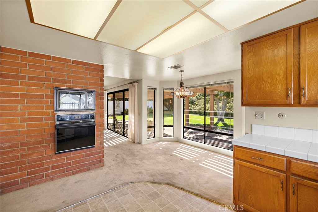 450 S Mountain Glen Road