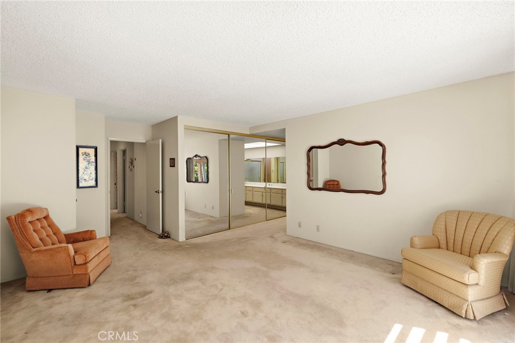 450 S Mountain Glen Road