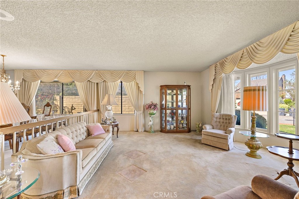 450 S Mountain Glen Road