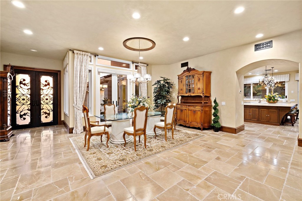 35 Emerald Glen