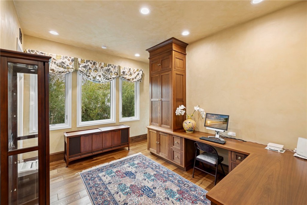 35 Emerald Glen