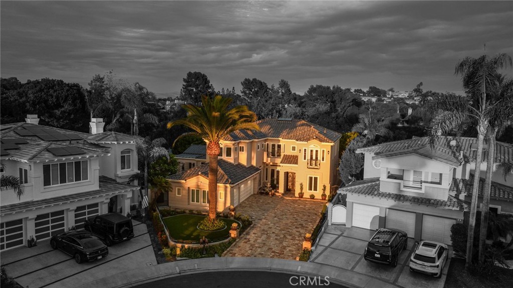 35 Emerald Glen