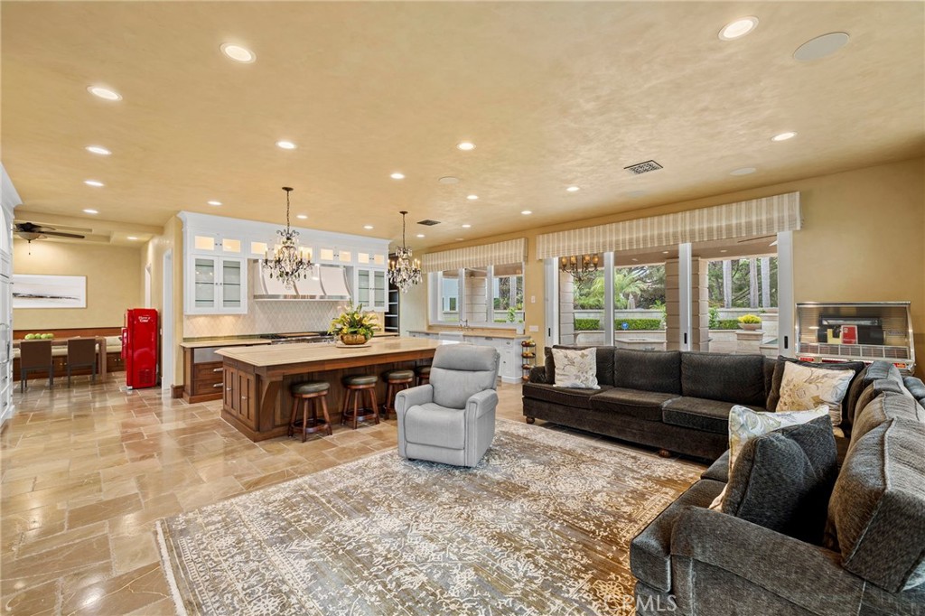 35 Emerald Glen