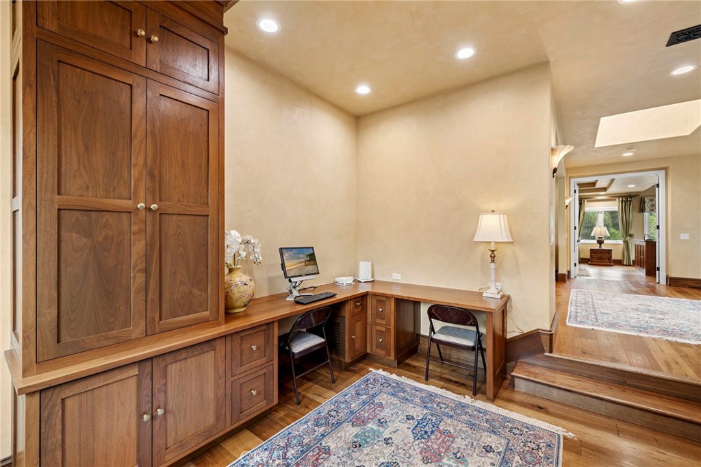 35 Emerald Glen